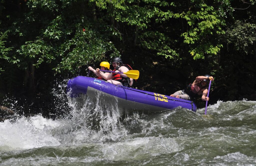 ocoee river rafting tours in chattanooga tennessee