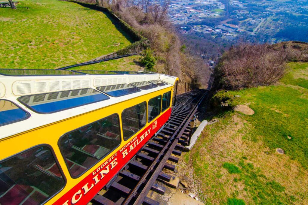 Incline Railway going down lookout mountain
