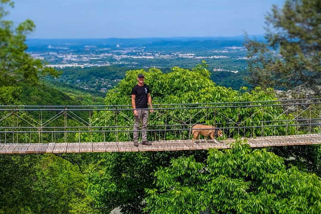 The Renegade Ramblers visit Rock City