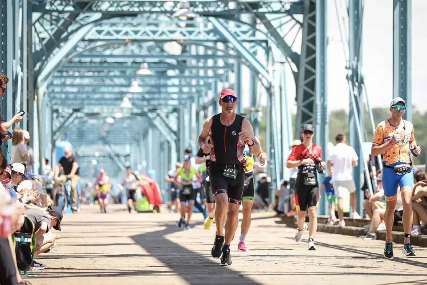 man running a triathalon in chattanooga