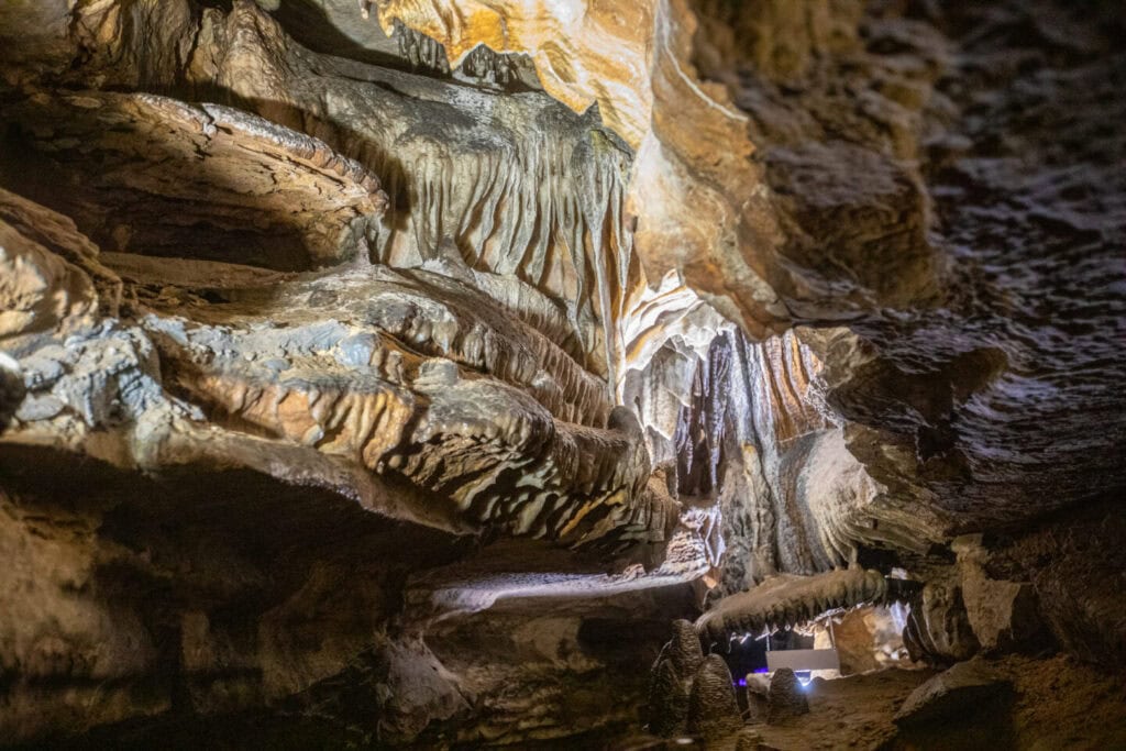 A picture of a cave entrance at Ruby Falls.