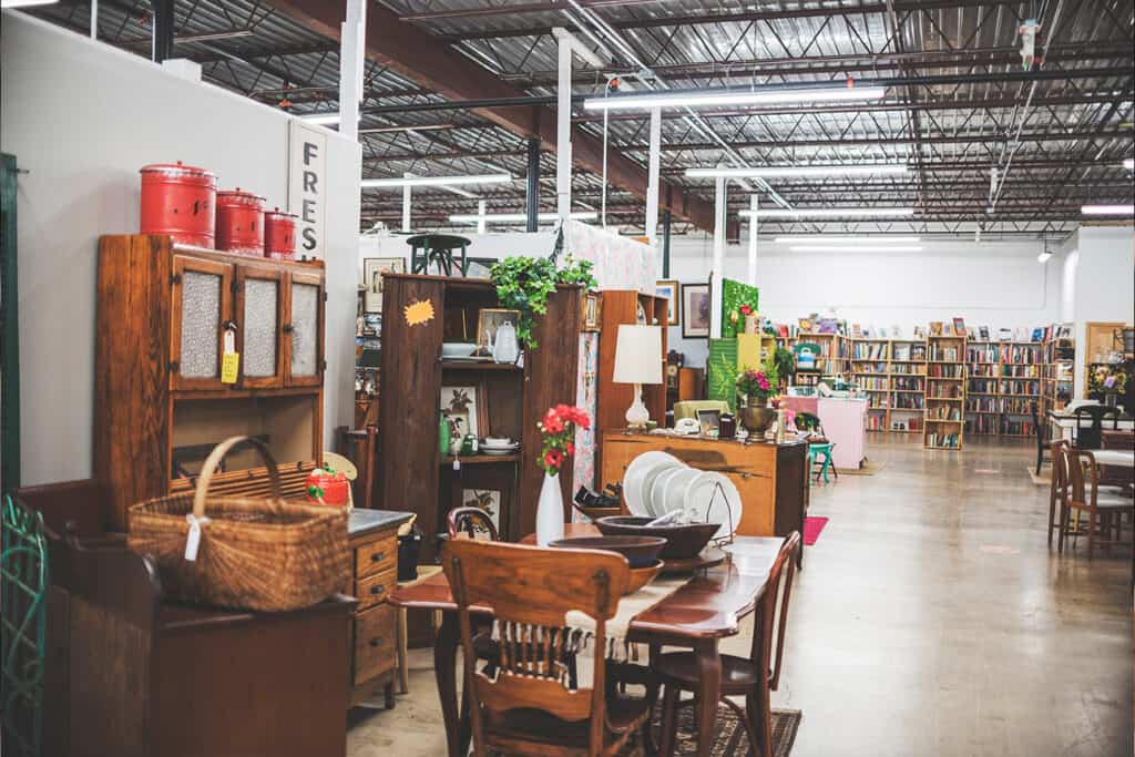 antique shop in chattanooga