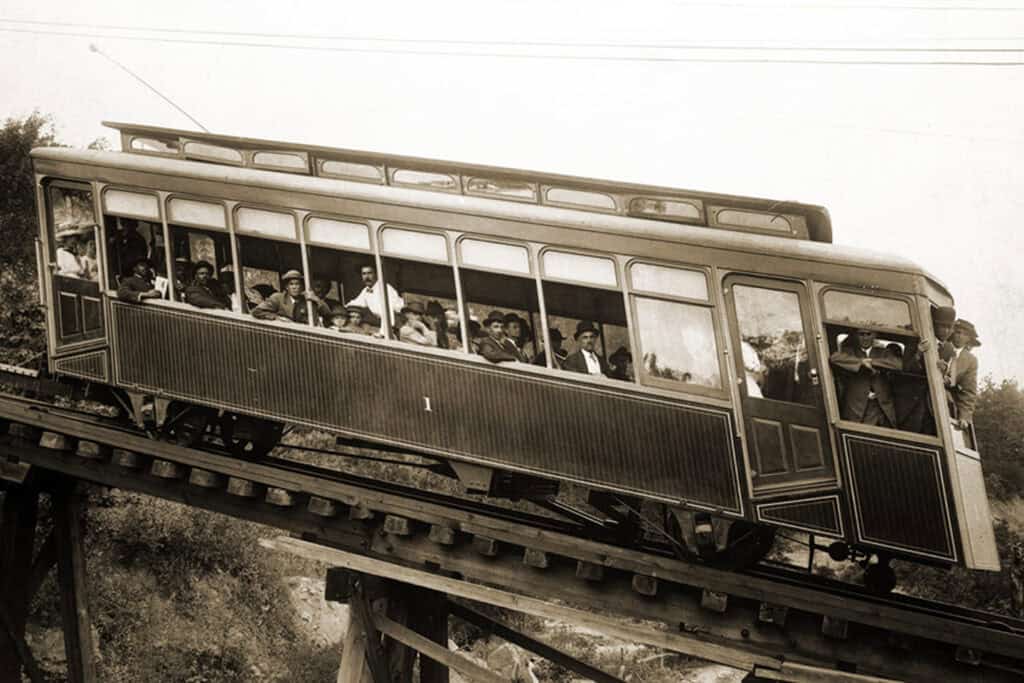 black and white picture of the chattanooga incline railway going up the mountain