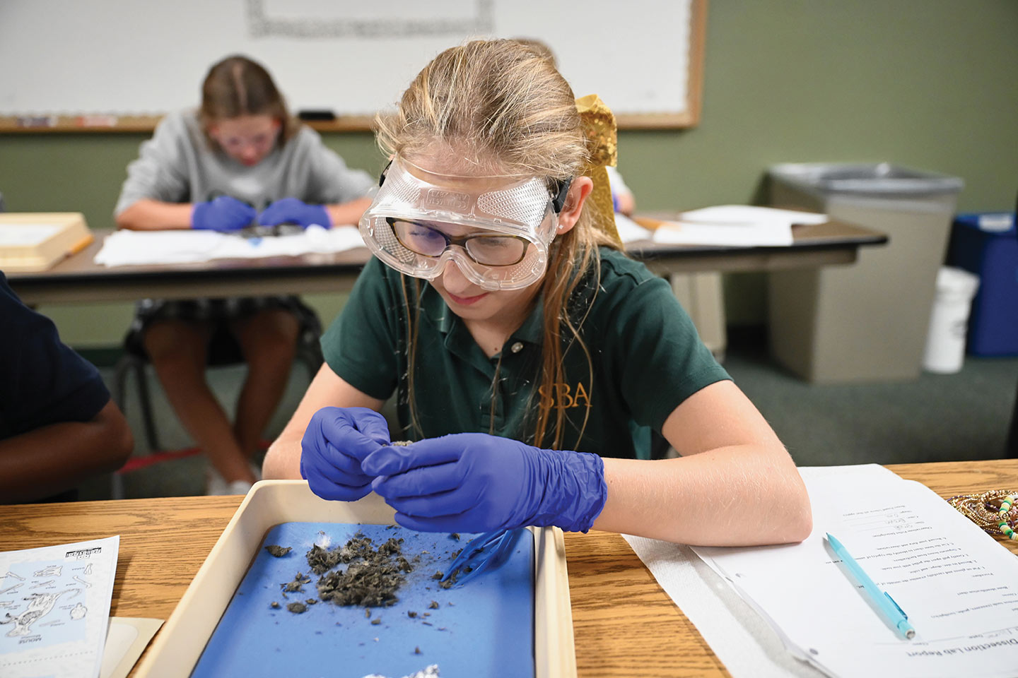 Silverdale student in science class