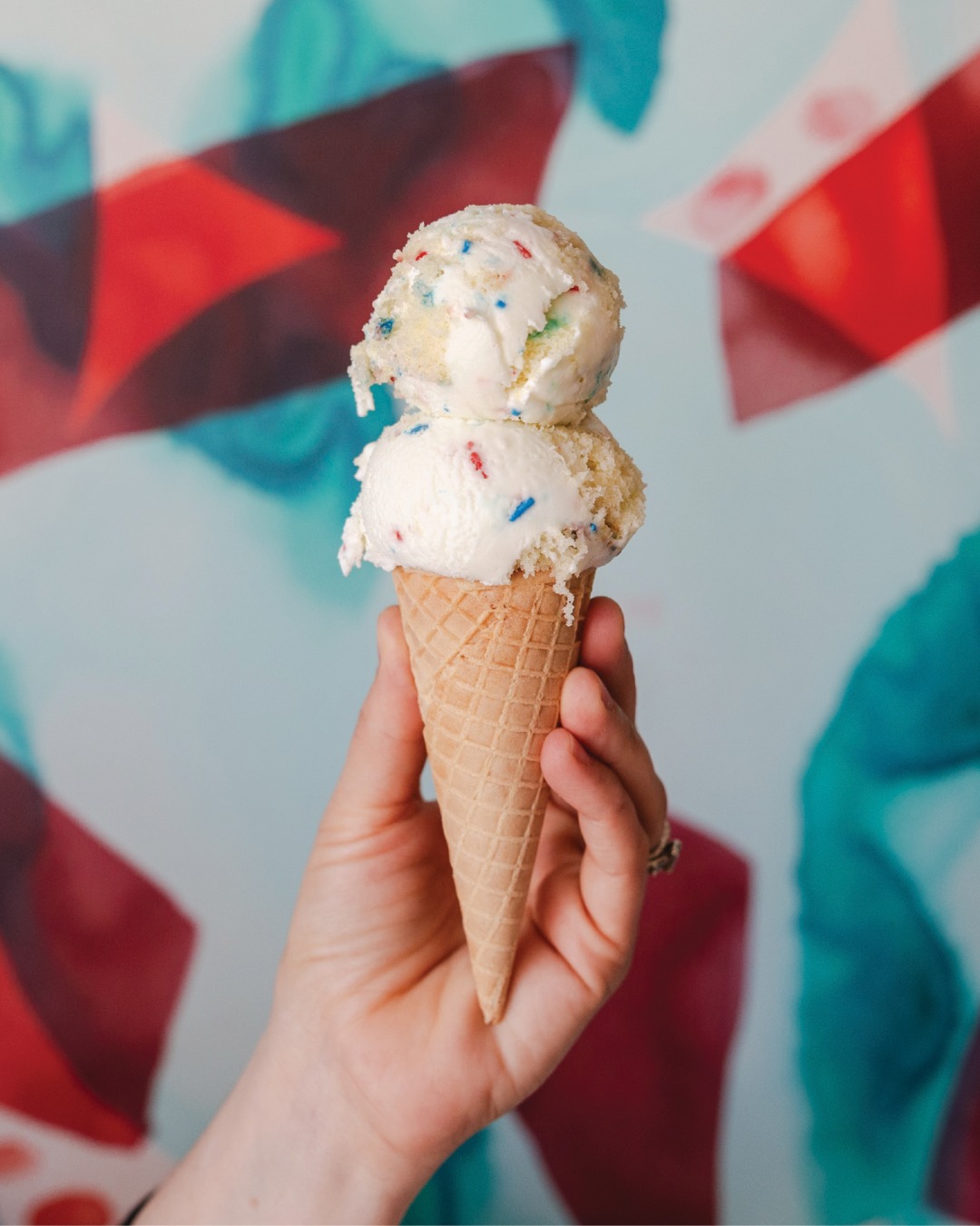 Looking to cool off? 🍦Stop by @clumpies for a scoop (or two) of their summer lineup, including festive flavors like birthday cake, decked out in red, white, and blue in honor of America’s 250th birthday.