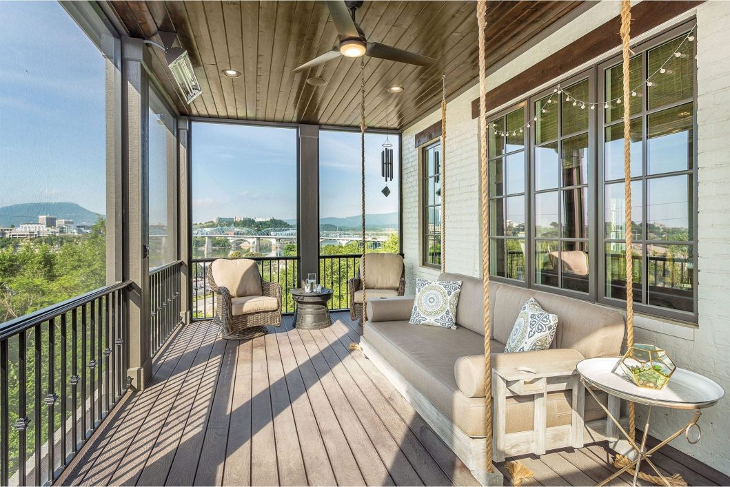 front-porch-of-home-on-the-northshore